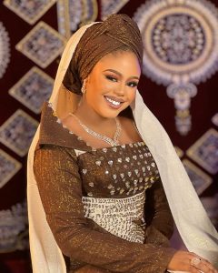 Aisha Najamu Izzar So Biography: Age, Early Life, Career, Family, Movies, Net Worth, and More