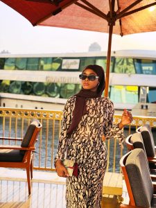 Minal Ahmad (Nana Izzar So) Biography, Age, Career, Movies, Family, Boyfriend, Instagram, Net Worth (2025)