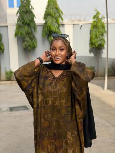 Fatima Usman Kinal Biography, Wiki, Age, Family, Movies, Career, Net Worth, Instagram, Awards, Social Media & Achievements